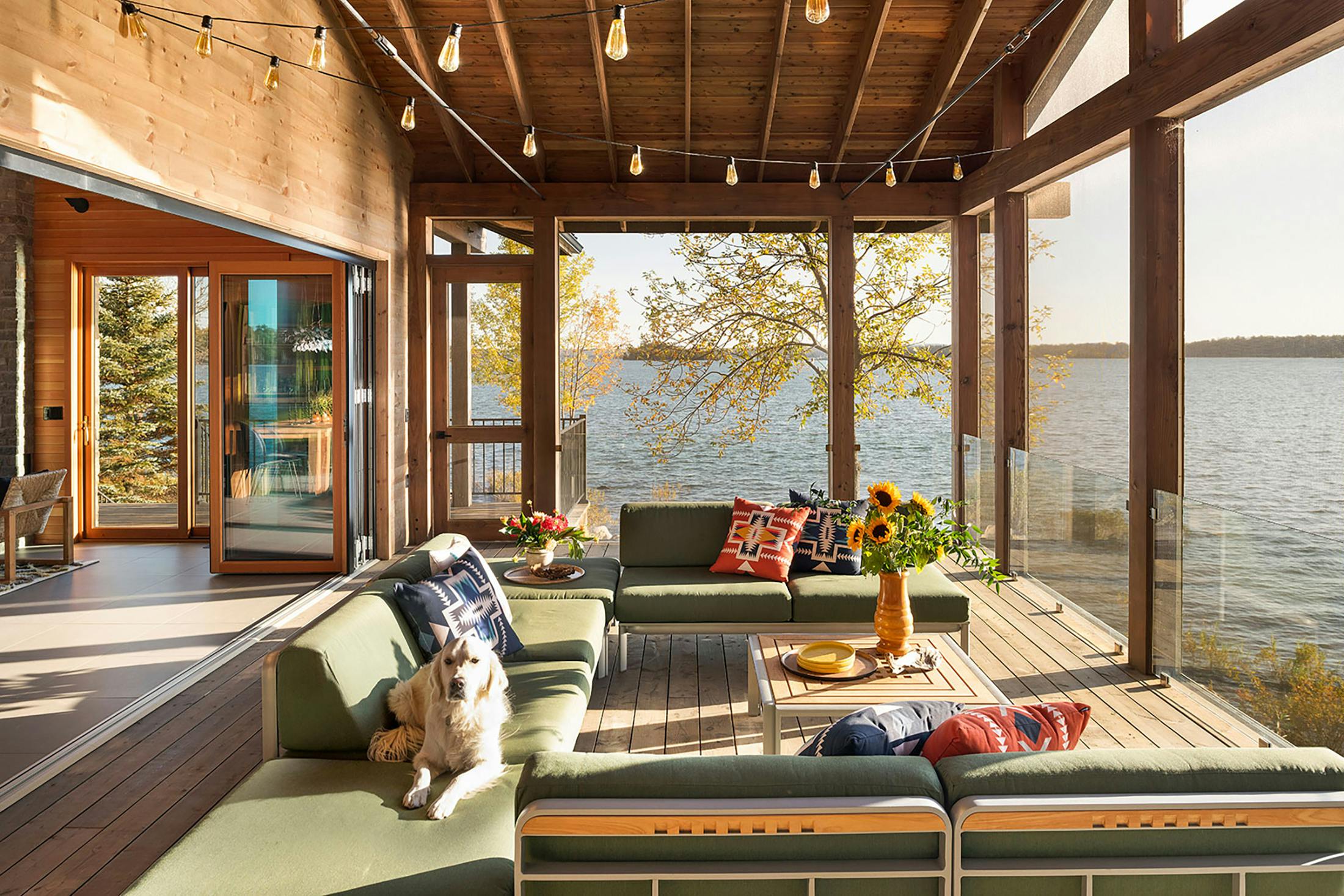 7 Creative Outdoor Living Spaces Perfect for Spring | NanaWall